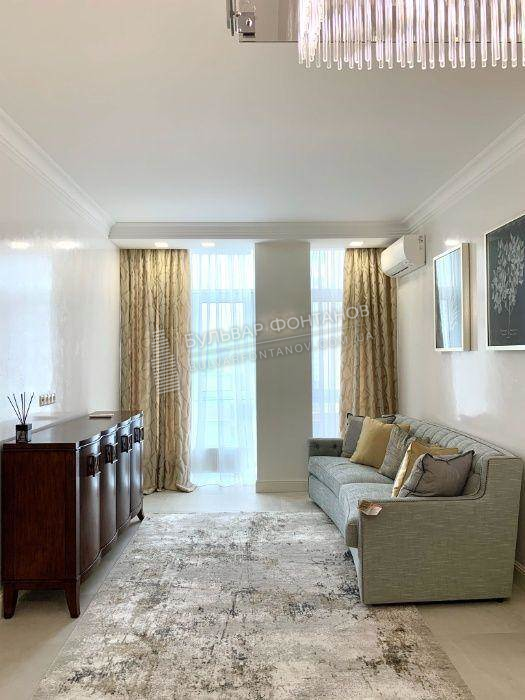 3-х_комнатная-жк_бульвар_фонтанов-продажа-18943